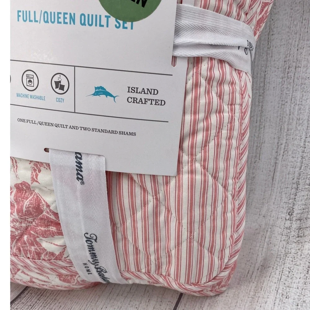 Tommy Bahama Quilt Set Full/Queen Coral White Tropical Floral Coastal Reversible